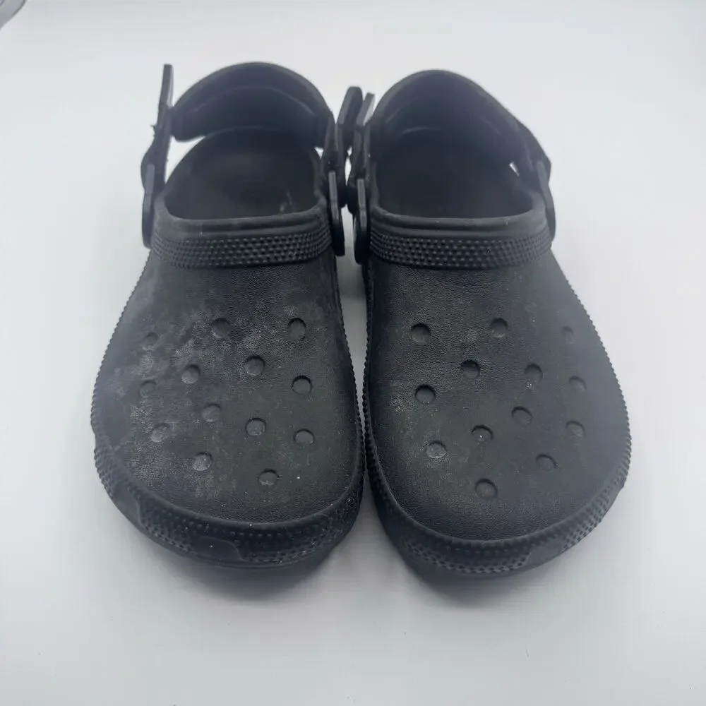 Crocs Classic Black Unisex M4 W6 10001-001 - Very Good Used